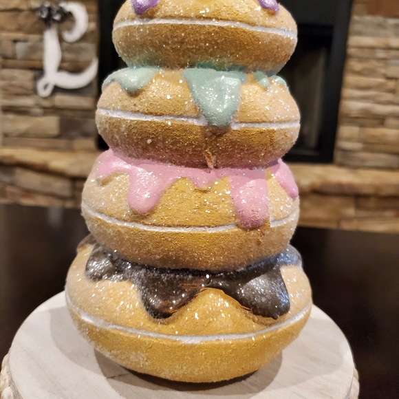 Adorable Donut Tree-NWT - Picture 4 of 6